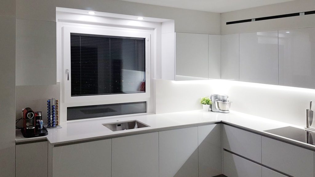 Serramenti Finstral in PVC con veneziana integrata Twin Line