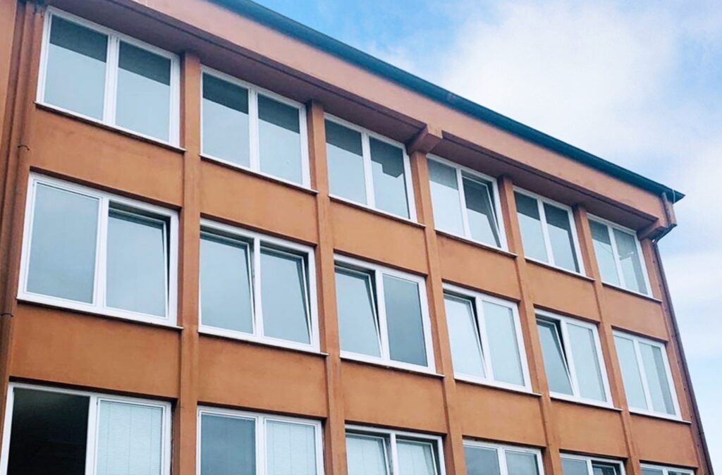 serramenti-in-PVC-scuola-Olgiate-Comasco