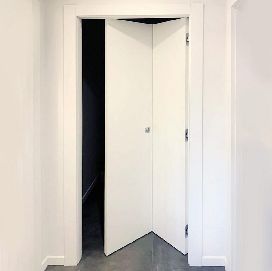 porta a libro simmetrica Garofoli NoLimits con finitura quercia bianco e cerniere a scomparsa